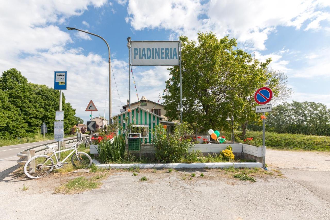 Hotel La Vecchia Stazione Rávena Exterior foto